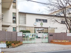 川口市上青木2丁目