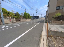 草加市新善町