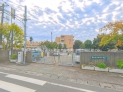 草加市氷川町
