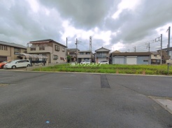 草加市氷川町