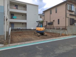 草加市氷川町