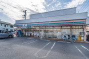 セブンイレブン草加苗塚町店